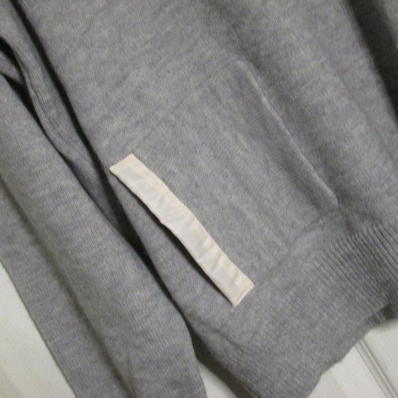 Made With ♥️ 1/4 zip pullover sweater - Picture 6 of 9